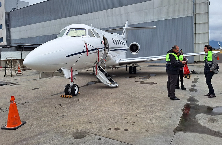 Private Jet Mid-Size VLY-02 Image