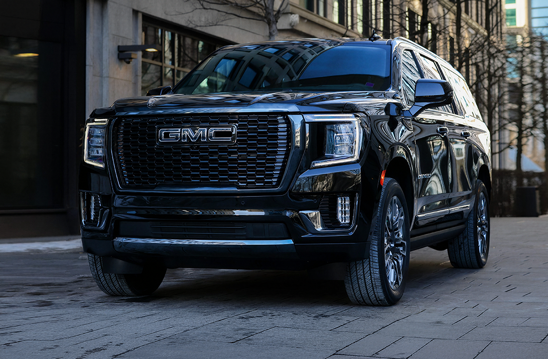 GMC Yukon Denali
 Image