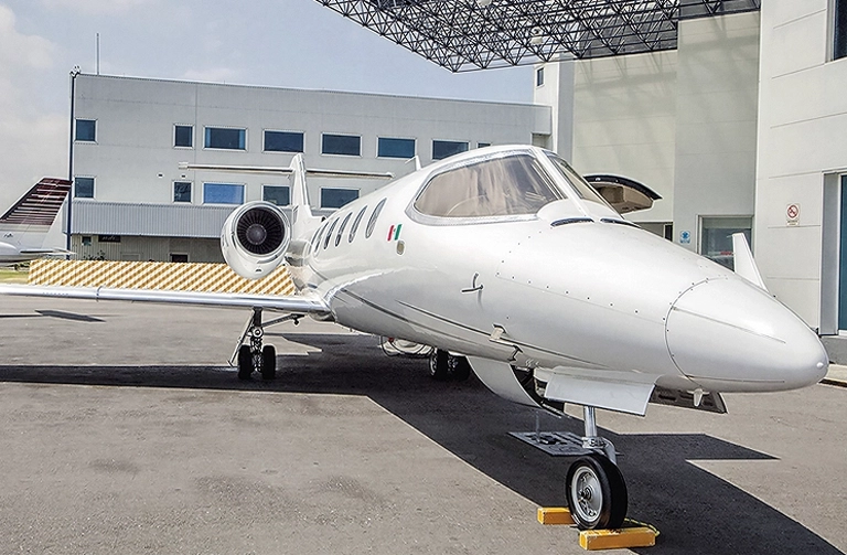 Private Jet Mid-Size VLY-03 Image